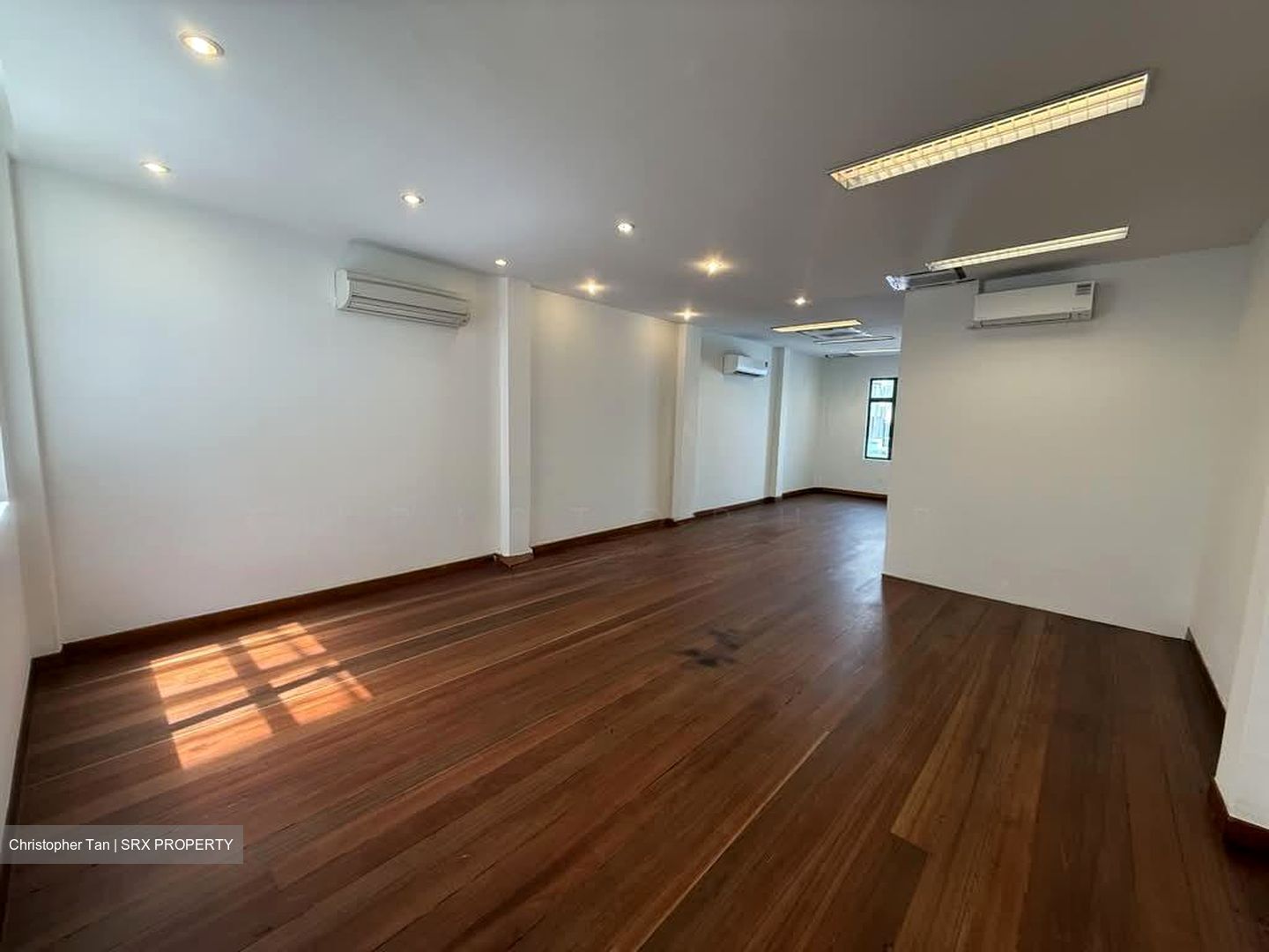 Tras Street (D2), Office #558257591